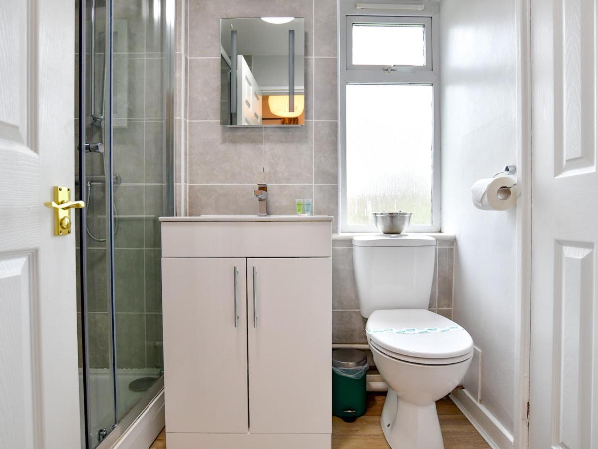 Pass The Keys Quiet Coastal Retreat Inbetween Langland & Caswell Swansea Exterior photo